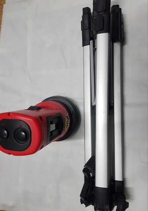 Лазерный строительный уровень