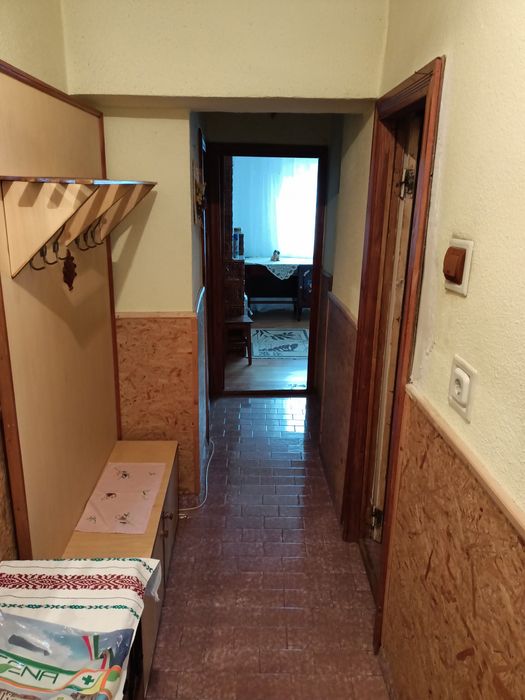 Apartament 3 camere etaj 4
