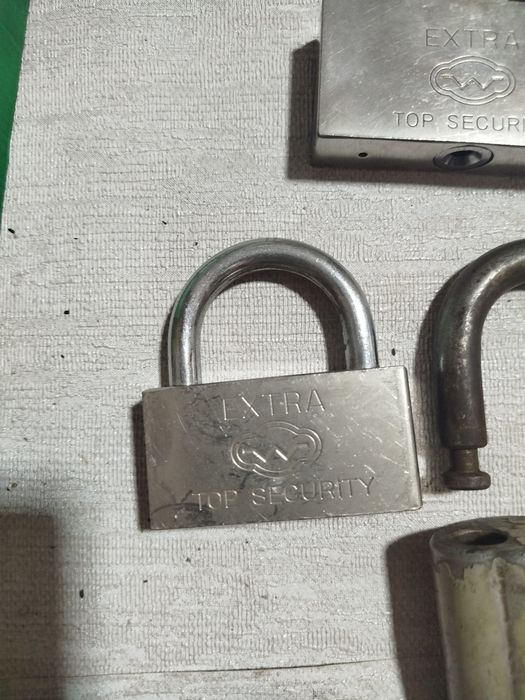 Замки разные,рабочие  с ключами,