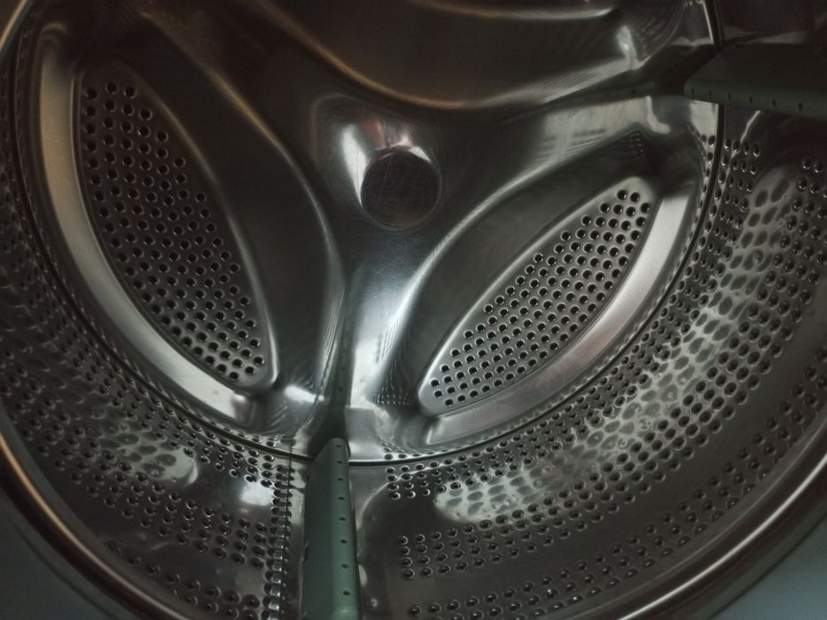 Продам стиральную машинку