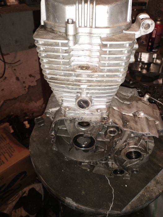 Продам запчасти двигателя 150куб