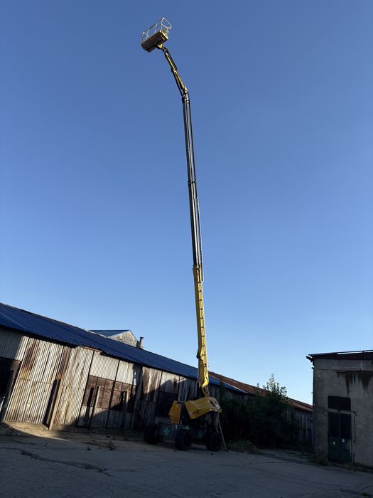 De vinzare nacela 28m 0736466940 haulotte an 2009  ore 4380 inaltime de lucru 28 m