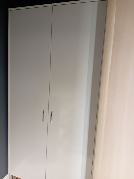 Кровати ,шкафы срочно