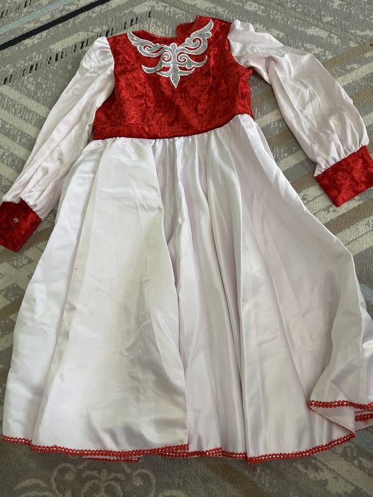 қазақша көйлек сатылады .9.11 жасқа