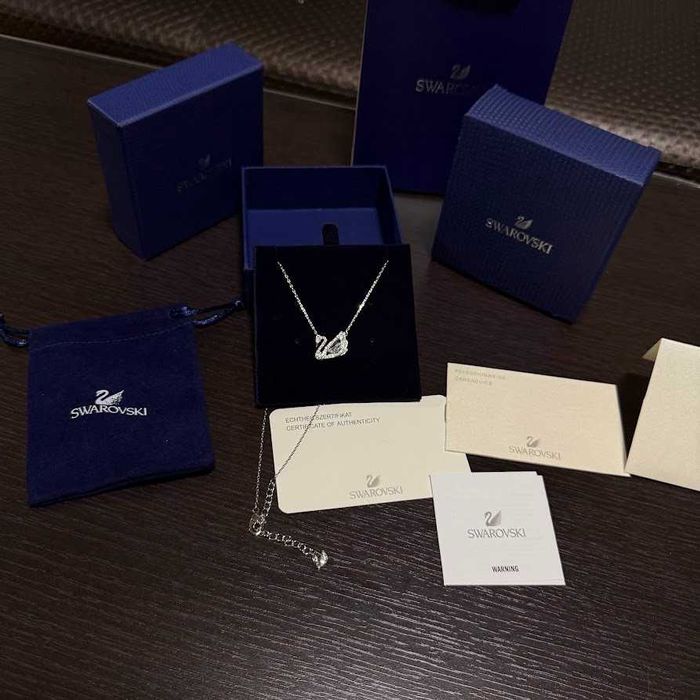 Lantisor Swarovski Dazzling Swan White