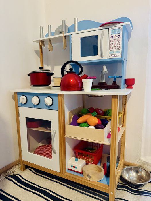Bucatarie de lemn pentru copii