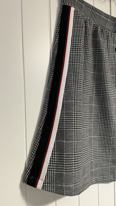 Нова пола EDC by Esprit, размер М
