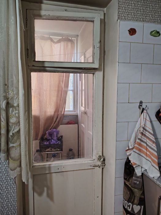 Продам 2 х комнатную квартиру на Чиланзар 6,  Парус, катартал, КИРПИЧ