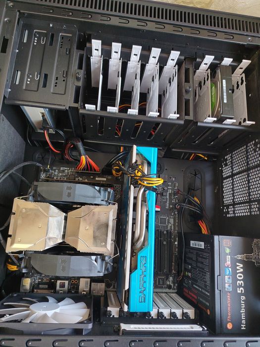 Компютър Intel Core i7- 6700К 16gb SSD  RX 580 8 GB