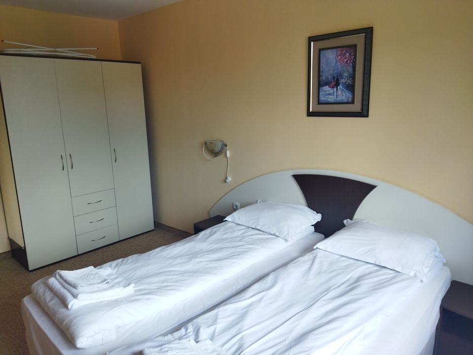 Продава се Двустаен апартамент в к.к. Пампорово - 67 кв.м за 1038 €/кв.м - Снимка #3