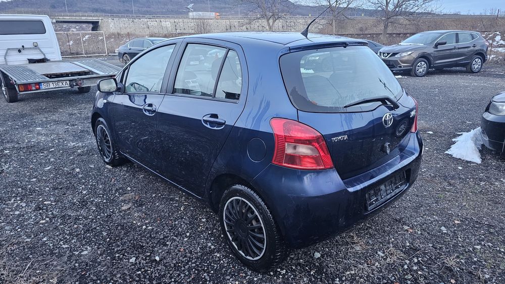 Toyota Yatis  1.0 Benzină   An 2006