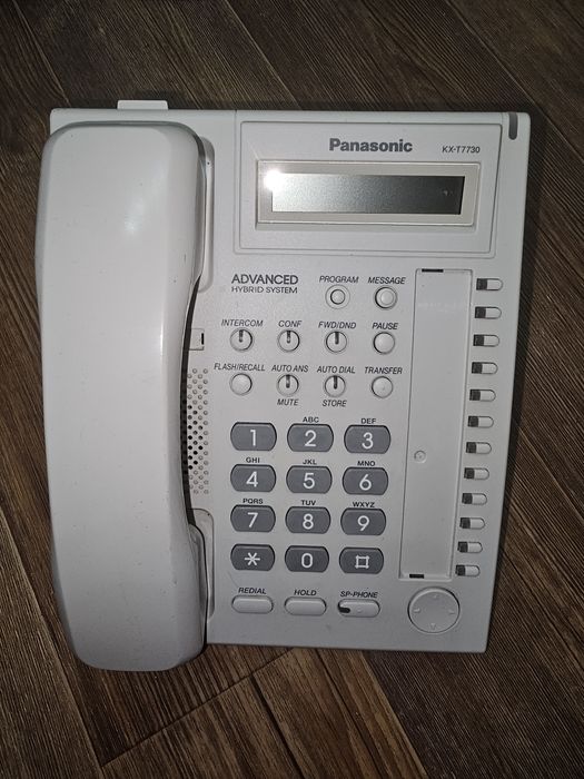 Системный аппарат panasonic KX-T7730