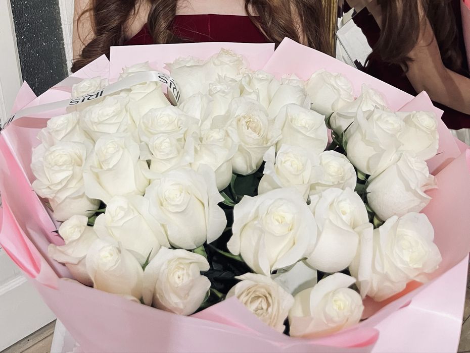 Белый роза 41 шт