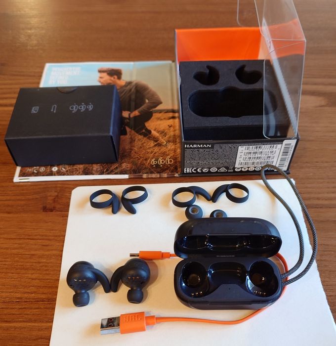 JBL reflect mini NC casti wireless in ear