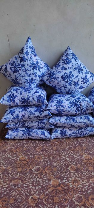 Подушка.Турк акрил.Практичный Студентлар ва Уй учун жуда к,улай.