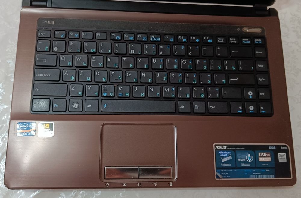 Продам ноутбук Asus