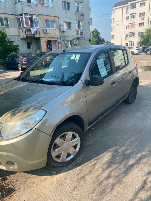 Ofer spre vanzare Dacia sandero