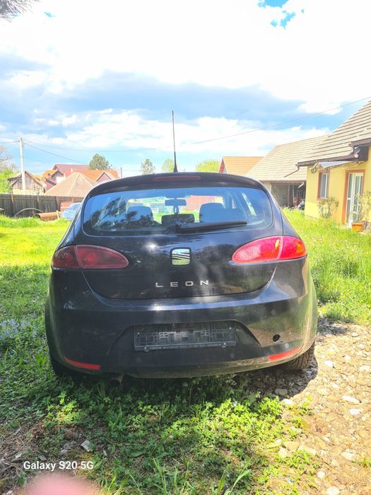 Vand seat leon avariat