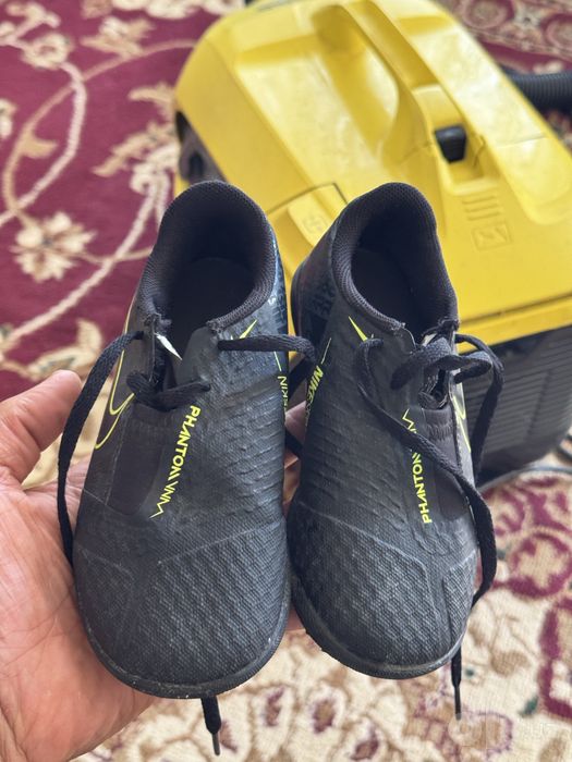 Продаю сороконожки Nike оригинал