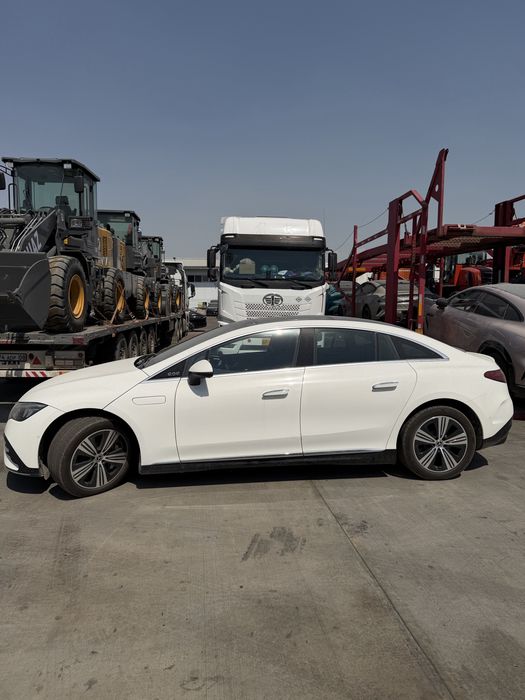 Mercedes EQE 500 4matic 2025 Bez Probeg v nalichii