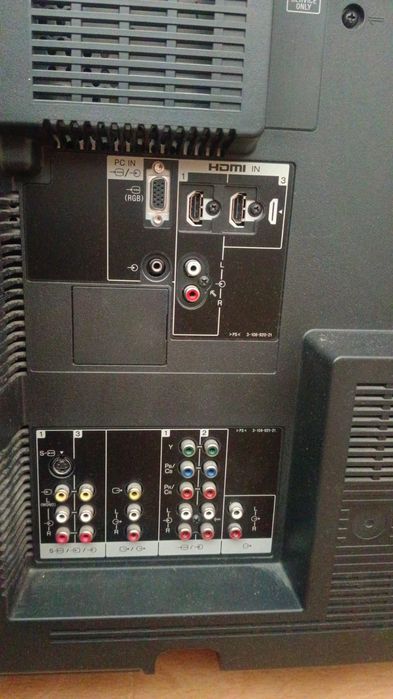 Срочно продам телевизор