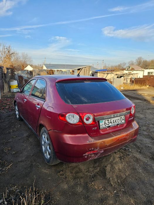 Продам на разбор автомобиль BYD