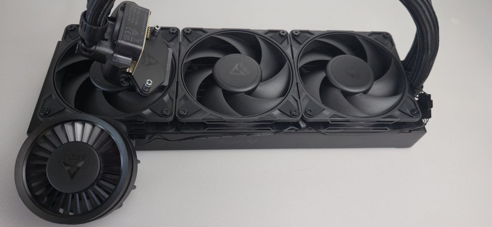 Водно охлаждане AIO Arctic Liquid Freezer III 360mm ACFRE00180A