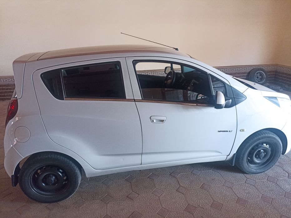 Спарк 2011. 1 поз