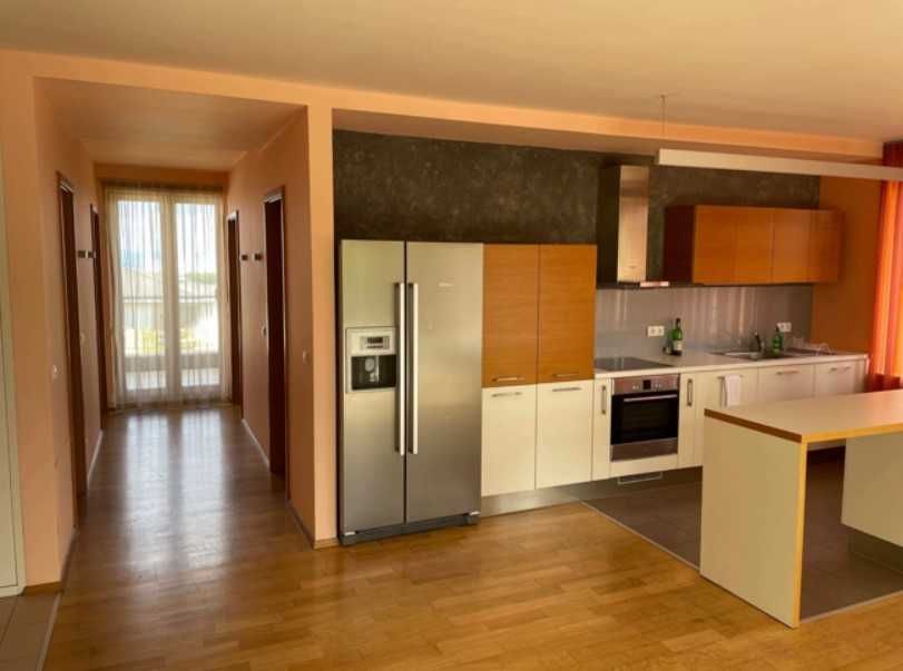 Четиристаен апартамент под наем Малинова долина