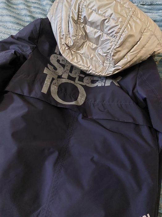 Продам куртку весна ,осень