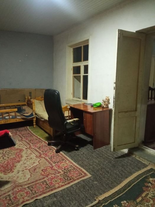 Продаётся М.Улугбекский район Учхоз Дом Участок 6 ком, 6 соток.