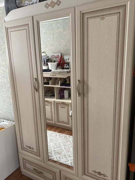 Детская стенка продам