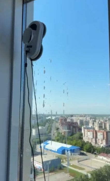 Робот мойщик окон