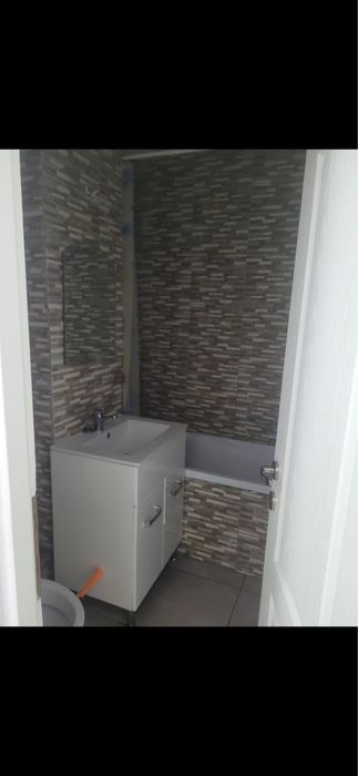 Vand garsoniera zona omv