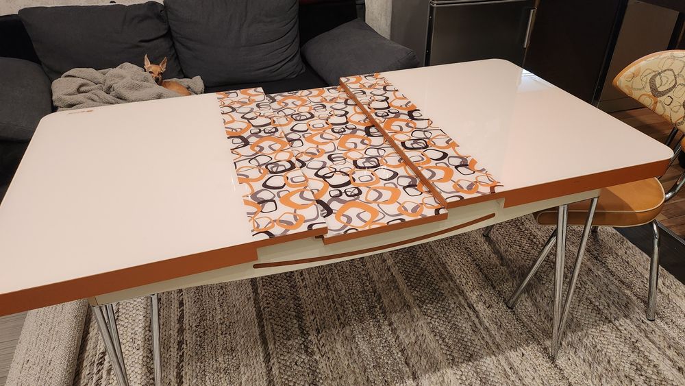 Разтегателна  маса