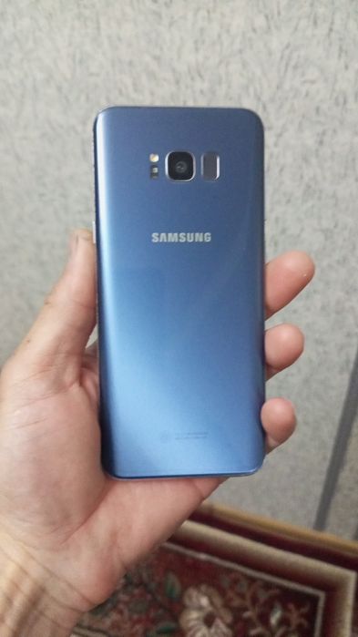 Продам samsung S8+  Redmi 7 note.