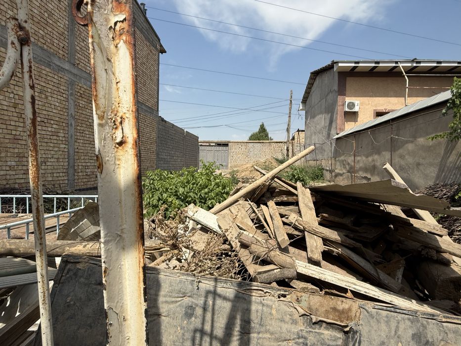 Tashgresda srochna yer sotiladi narxi kelishiladi