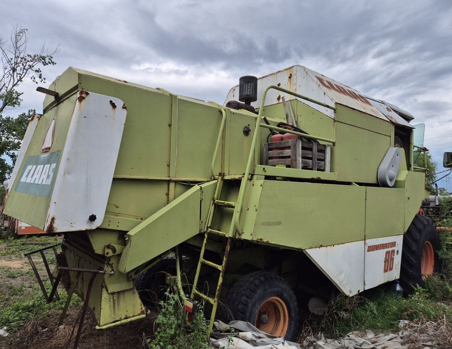 Комбайн  Claas dominator 86