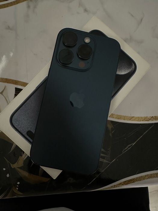 Продается Айфон 15 про