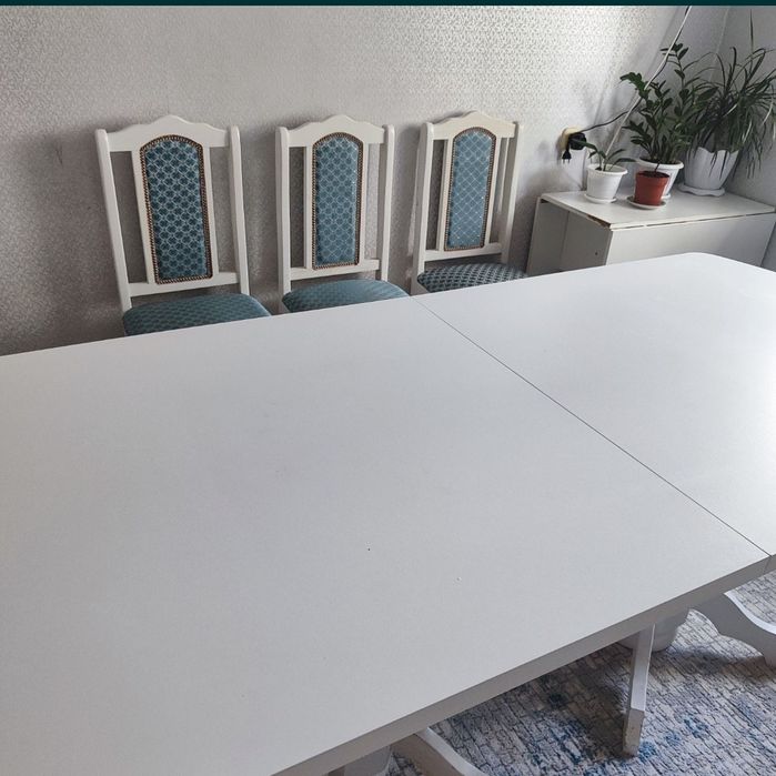 Продам стол со стульями