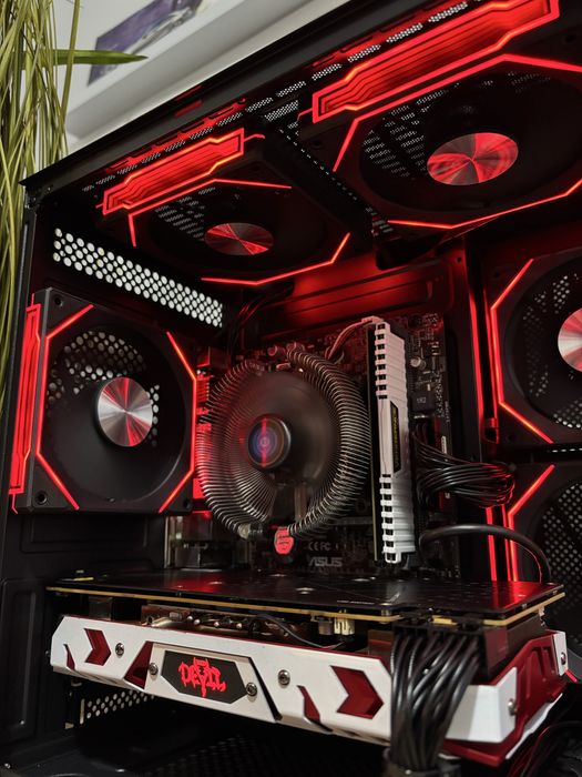 Бюджетен Геймърски компютър Intel i5 6500/RX580/12 Ram/256 ssd/500GB HDD/500W Bronze