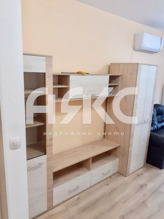 Дава се под наем Двустаен апартамент в София, Дианабад - 75 кв.м за 612 € - Снимка #2