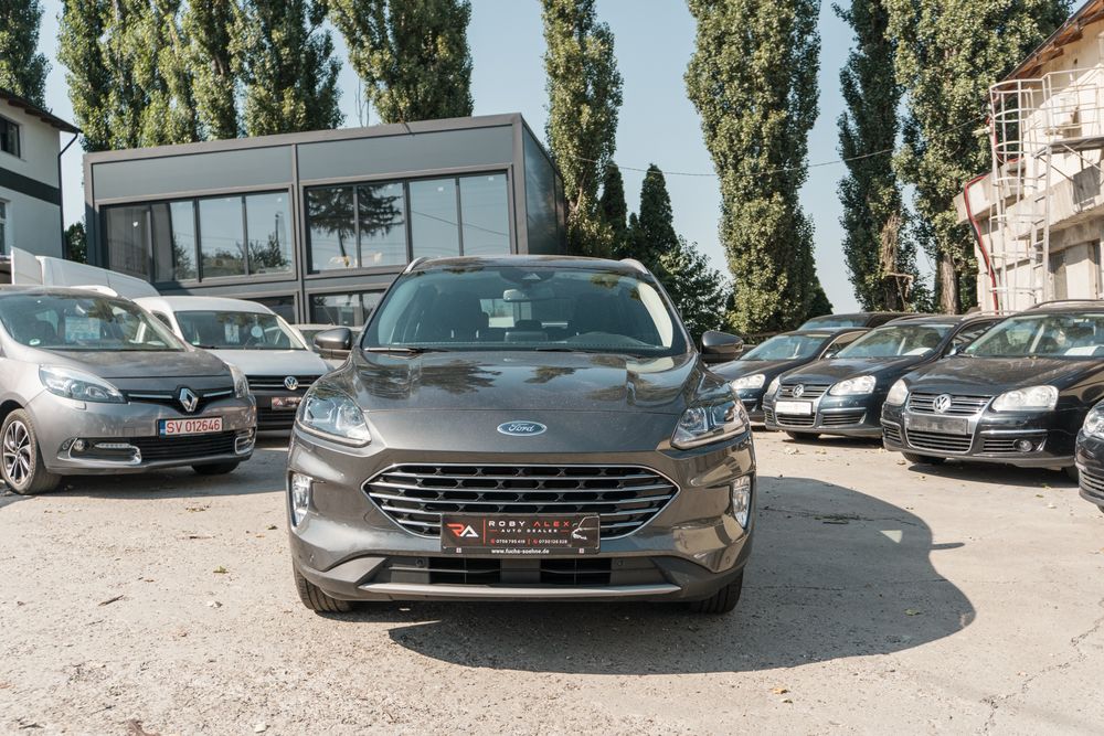 FORD Kuga 2022 — imagine 2