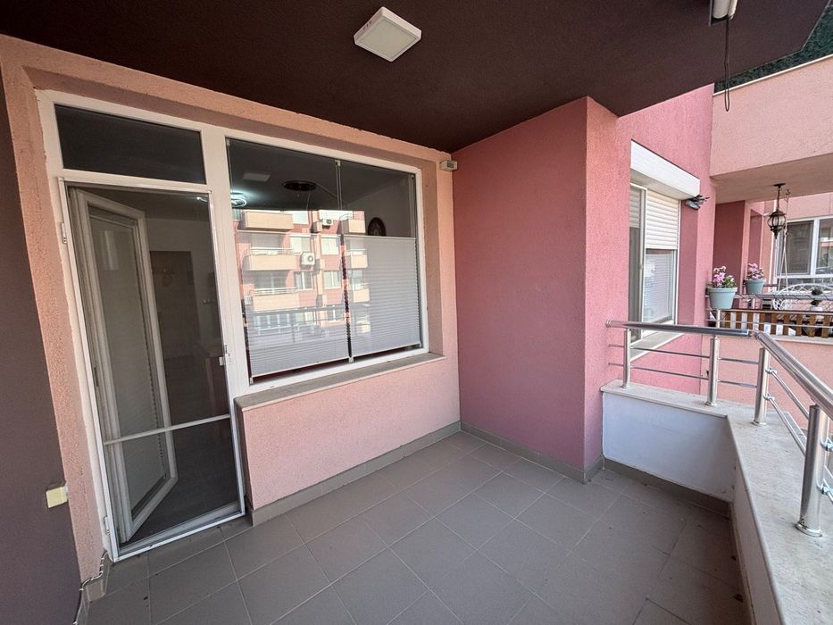 Продава се Тристаен апартамент в Пазарджик, Устрем - 83 кв.м за 1398 €/кв.м - Снимка #12