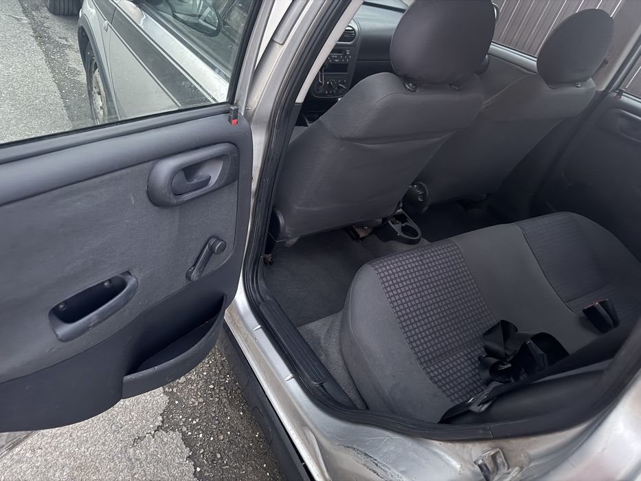 Opel Corsa C 1.2 2002 5 usi