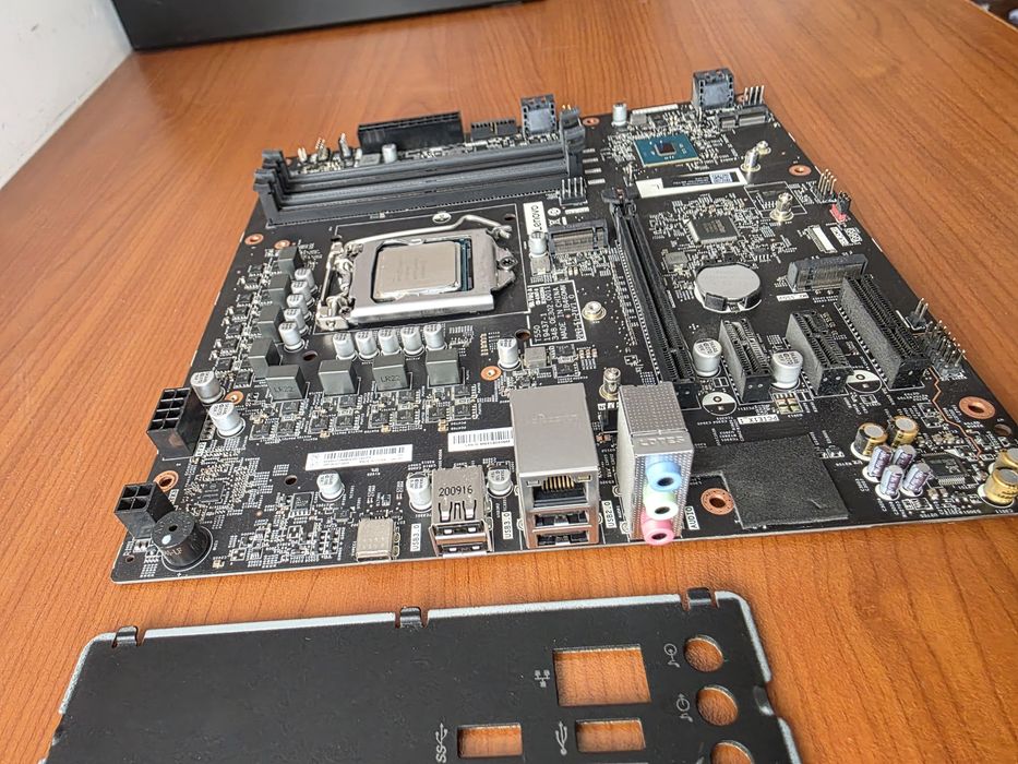 дънна платка LGA 1200