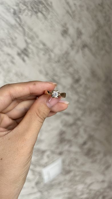 Срочно! Золотое кольцо 585*