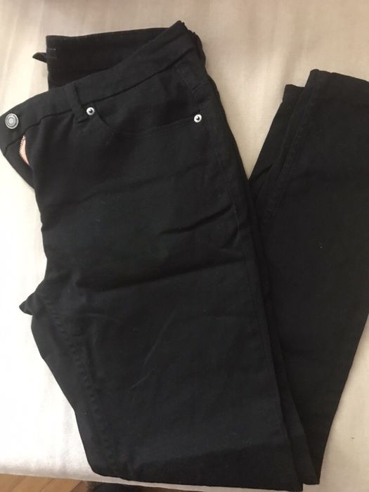 Blugi negri, H&M,talie înaltă