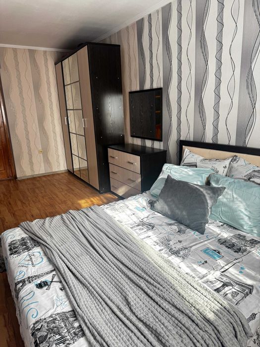 Продам 3 ком квартиру РН Парка