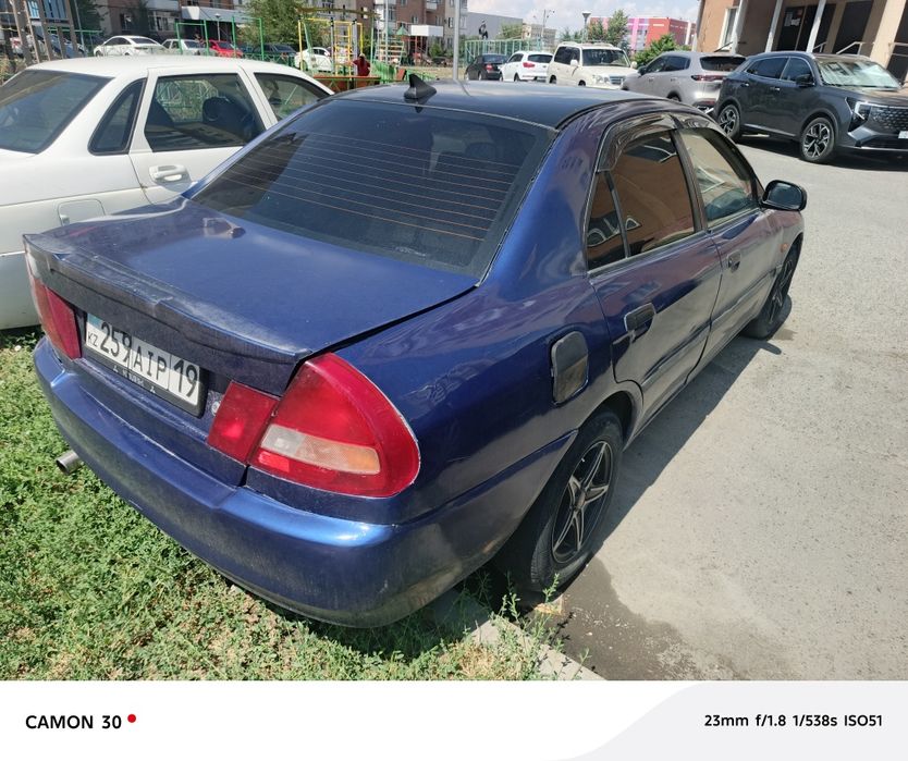 Продам машину  1996 г.